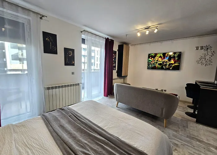 The Solstice Apartment *